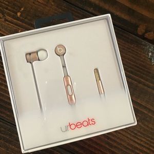 Beats by dr. dre wired earbuds
